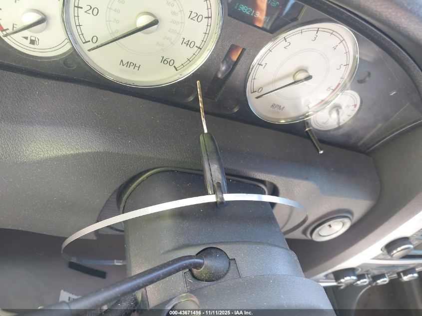 2005 Chrysler 300C VIN: 2C3AK63H35H671950 Lot: 43671496