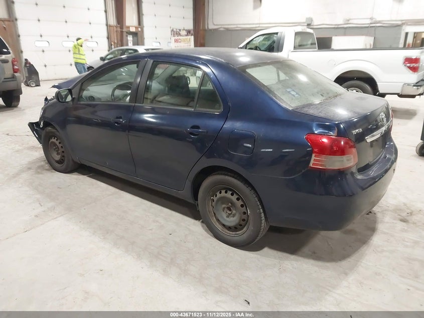 JTDBT923384026348 2008 TOYOTA YARIS photo no. 3