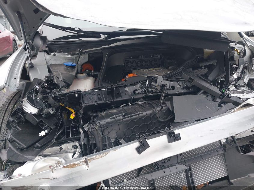 2025 Hyundai Ioniq 6 Se VIN: KMHM24AC3SA083881 Lot: 43671587