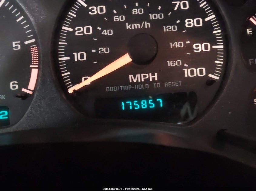 2000 Chevrolet Blazer Ls VIN: 1GNCT18W0YK256231 Lot: 43671601