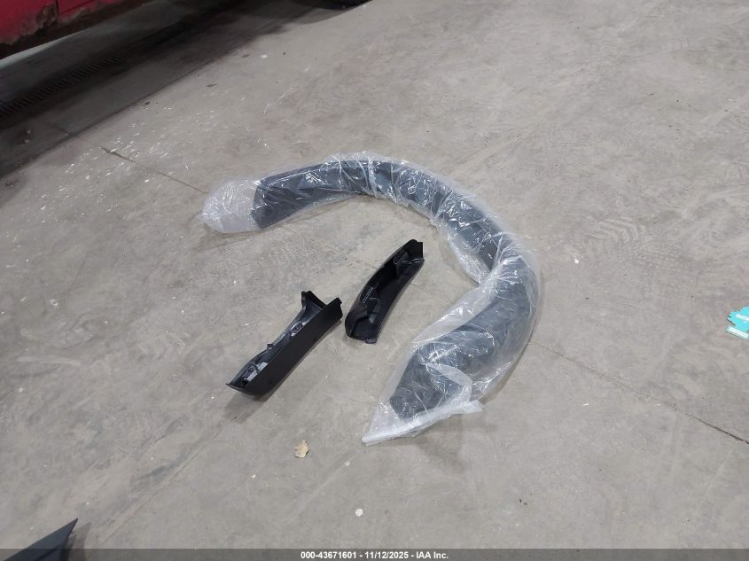 2000 Chevrolet Blazer Ls VIN: 1GNCT18W0YK256231 Lot: 43671601