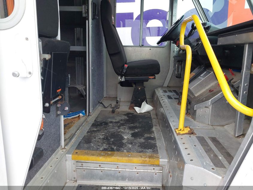 2018 Ford F-59 Commercial Stripped VIN: 1F65F5KYXJ0A05795 Lot: 43671682