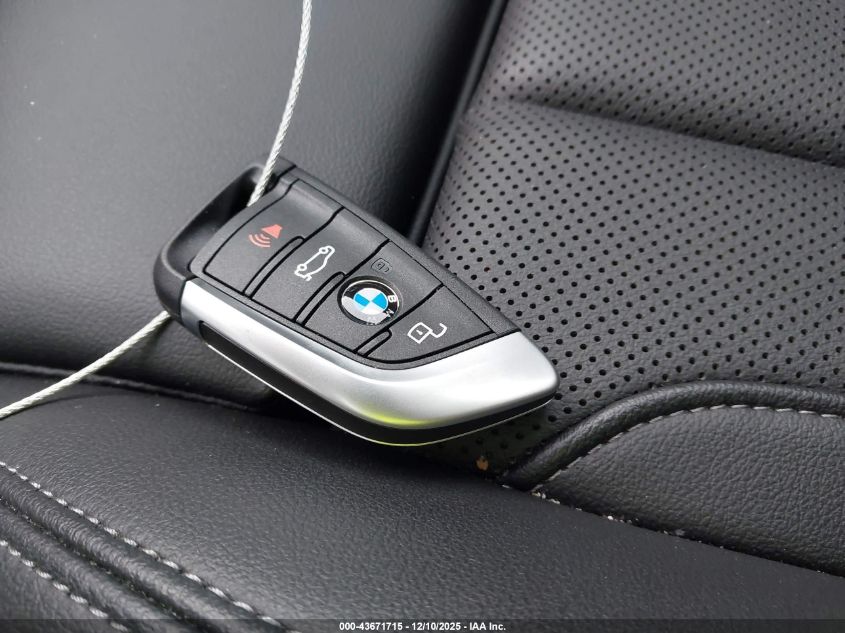 2024 BMW 330E xDrive VIN: 3MW39FS06R8E70598 Lot: 43671715