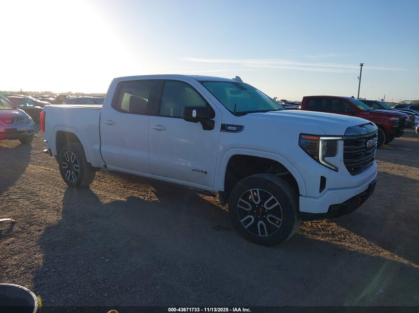 GMC SIERRA 1500 4WD SHORT BOX AT4