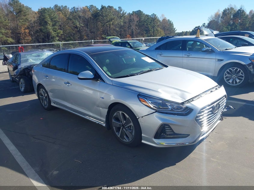 2019 HYUNDAI SONATA HYBRID LIMITED - KMHE34L39KA093166