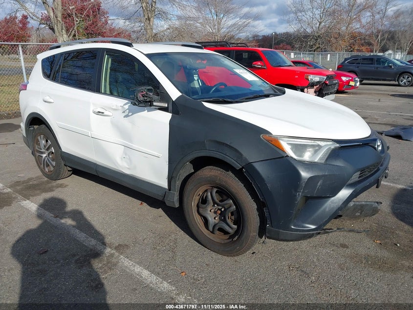 TOYOTA RAV4 LE