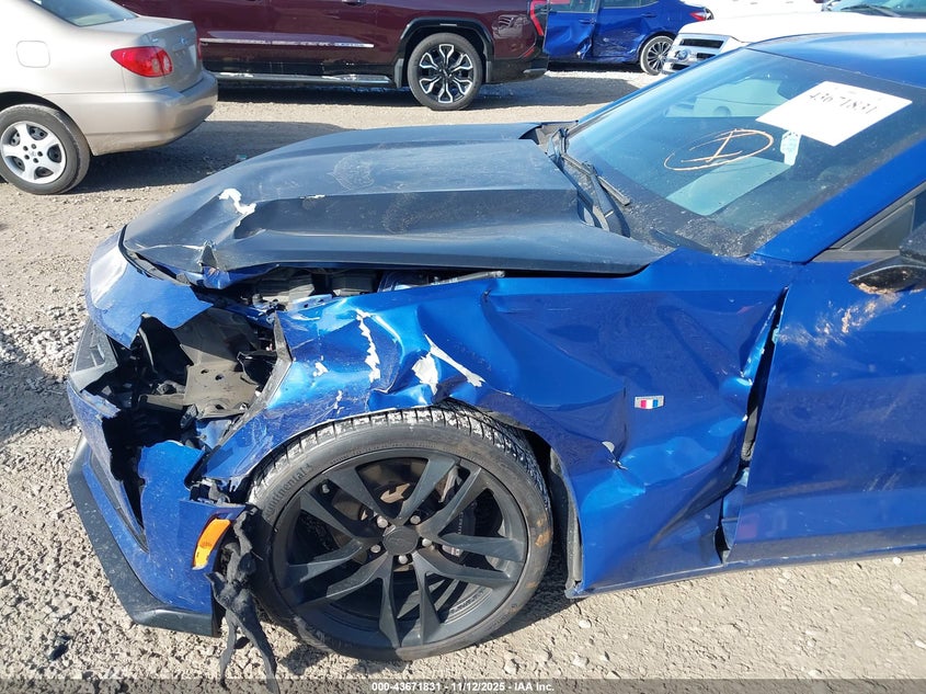 2021 Chevrolet Camaro Rwd 1Lt VIN: 1G1FA1RS8M0125893 Lot: 43671831