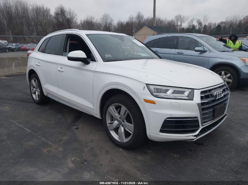 AUDI Q5 2.0T PREMIUM/2.0T TECH PREMIUM
