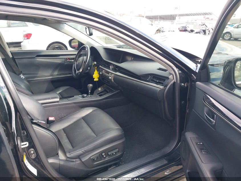 2015 LEXUS ES 350 JTHBK1GG8F2210563
