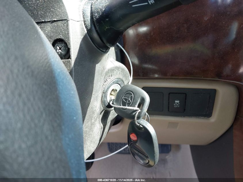 2007 Toyota Tundra Limited 5.7L V8 VIN: 5TFDV58127X027084 Lot: 43671839