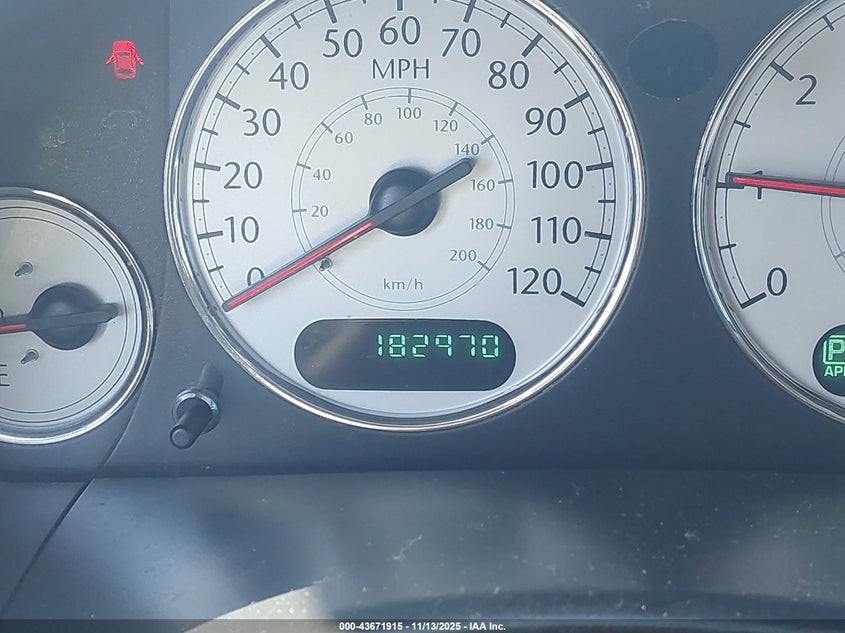 2005 Chrysler Town & Country Limited VIN: 2C4GP64L85R260970 Lot: 43671915