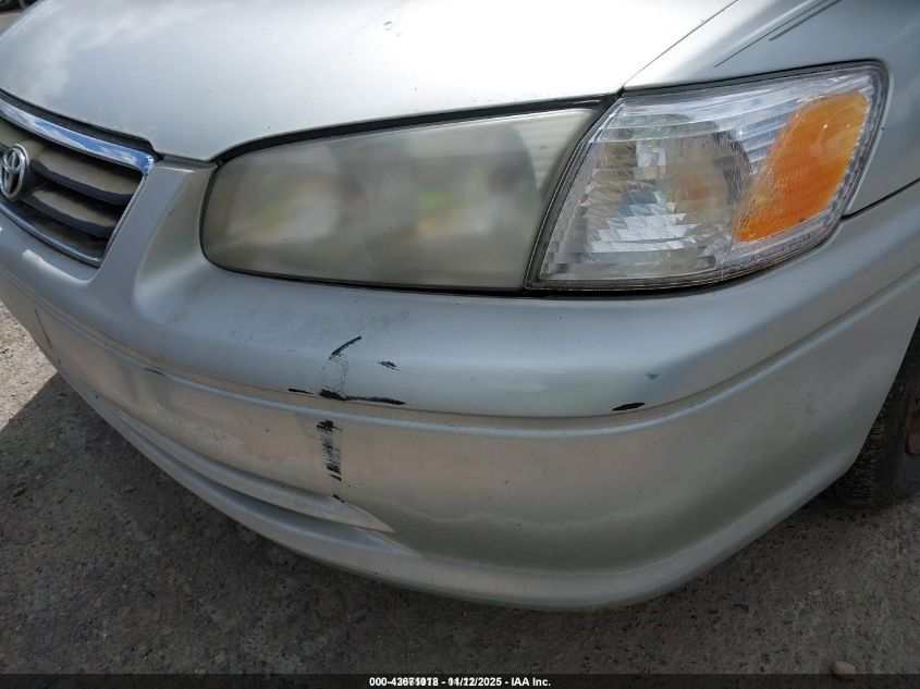 2000 Toyota Camry Le VIN: 4T1BG22K5YU691637 Lot: 43671918