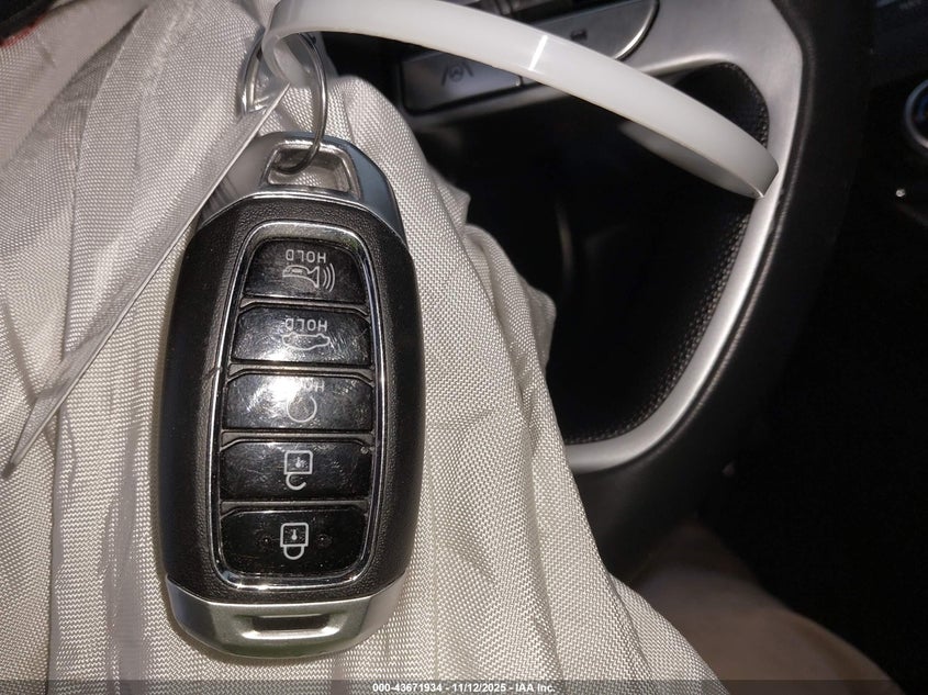 2023 HYUNDAI ELANTRA HYBRID LIMITED - KMHLN4AJ1PU048991