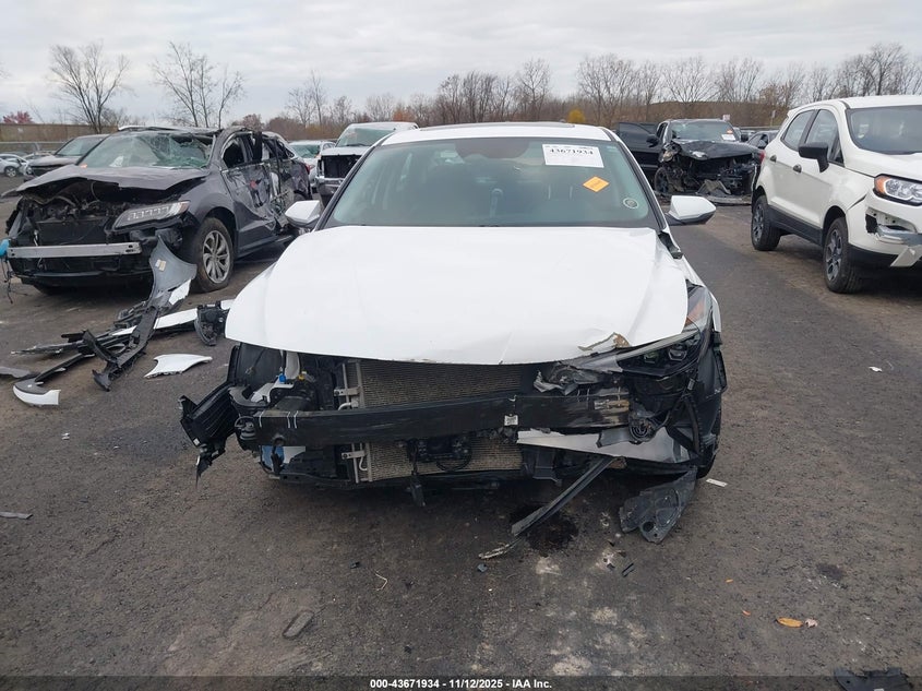 2023 HYUNDAI ELANTRA HYBRID LIMITED - KMHLN4AJ1PU048991