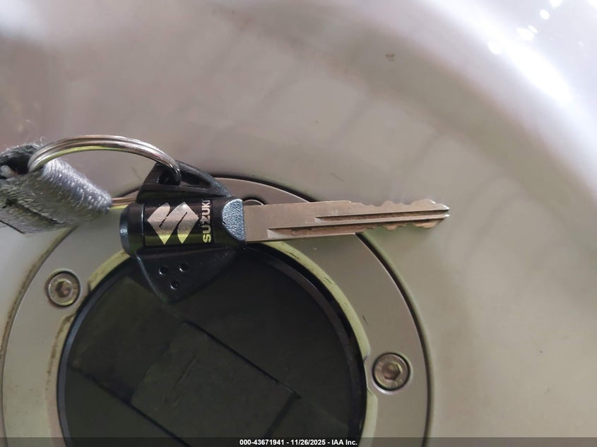 2020 Suzuki Gsx-R600 VIN: JS1GN7FA0L7100694 Lot: 43671941