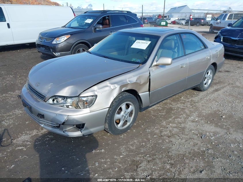 JT8BF28G8Y0240797 2000 LEXUS ES photo no. 2