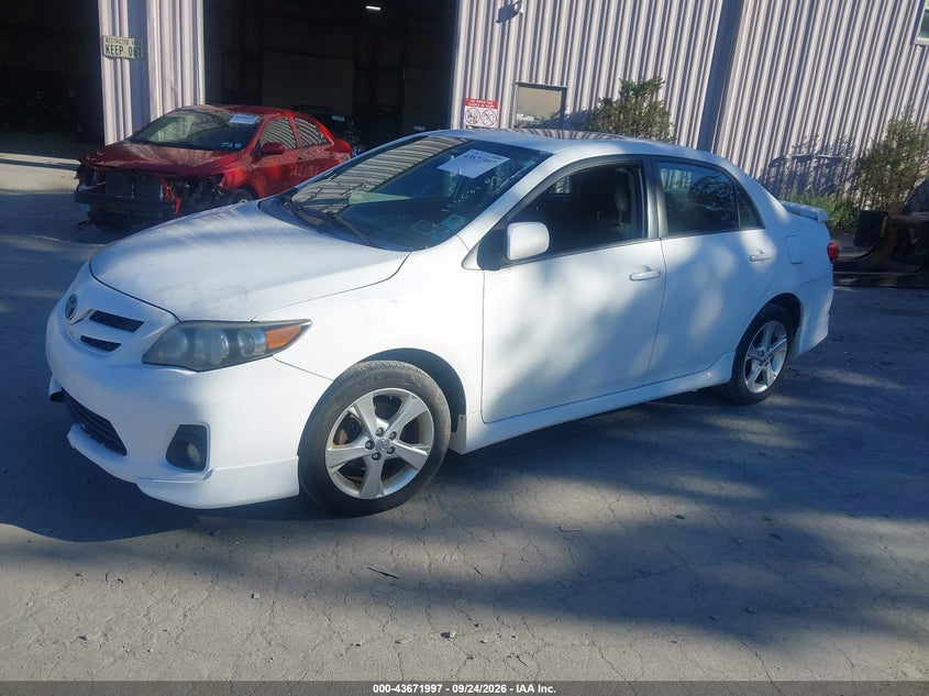 Vin: 2t1bu4ee9cc848901, lot: 44167226, toyota corolla s 20122