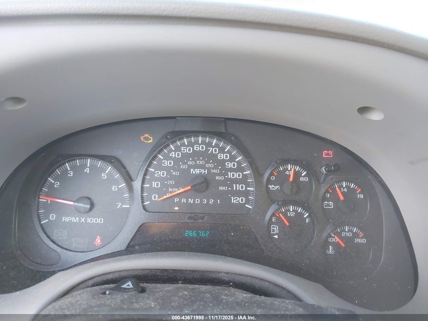 2007 Chevrolet Trailblazer Ls VIN: 1GNDS13S372272806 Lot: 43671998