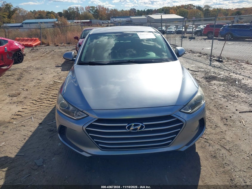 2017 HYUNDAI ELANTRA SE 5NPD84LF6HH118215