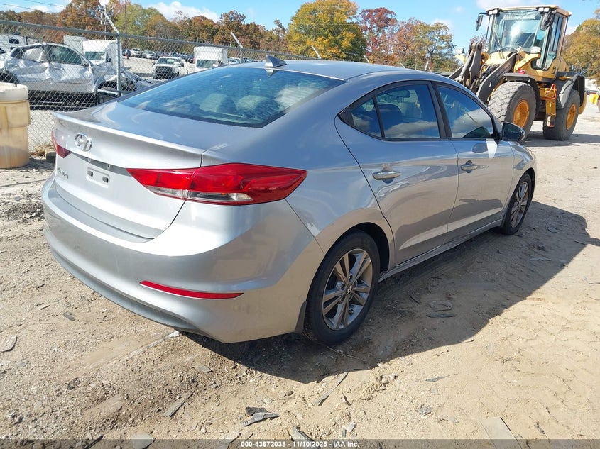 2017 HYUNDAI ELANTRA SE 5NPD84LF6HH118215