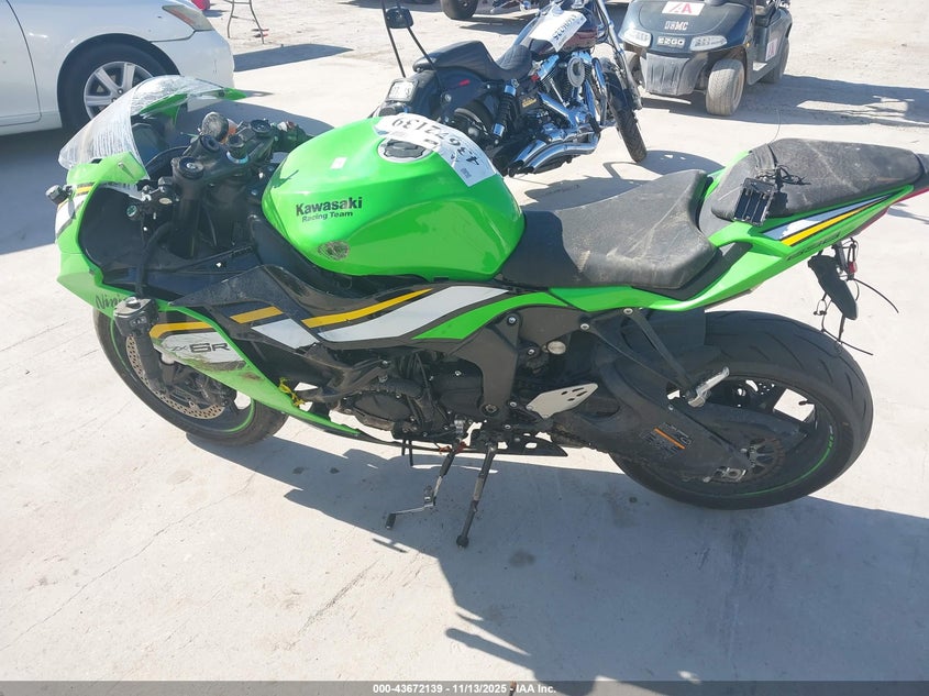 2025 Kawasaki Zx636 K VIN: JKBZXJK10SA008374 Lot: 43672139