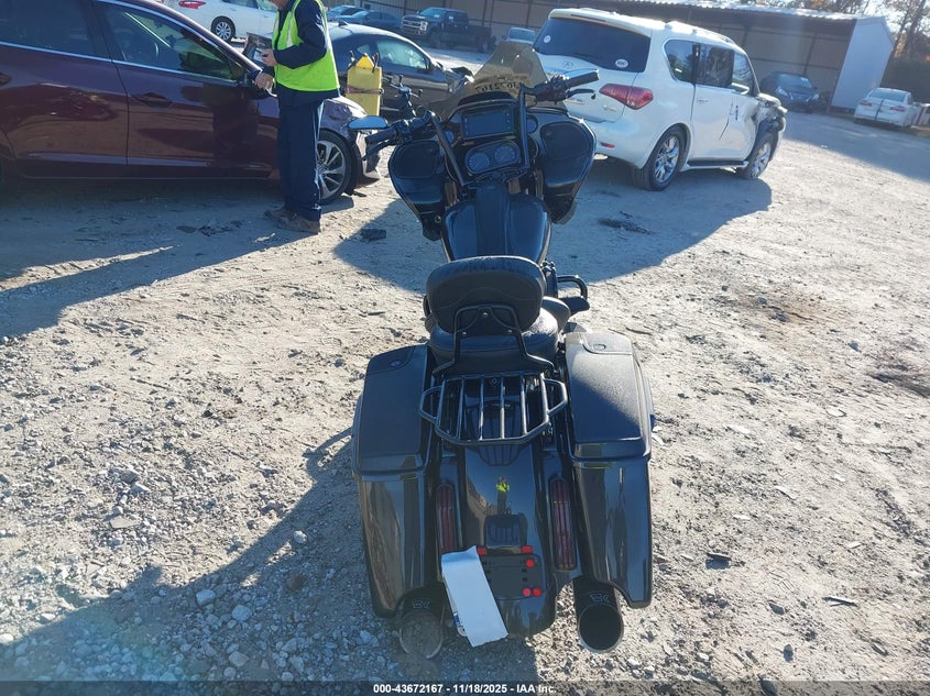 2018 Harley-Davidson Fltrxse Cvo Road Glide VIN: 1HD1TCL18JB955098 Lot: 43672167