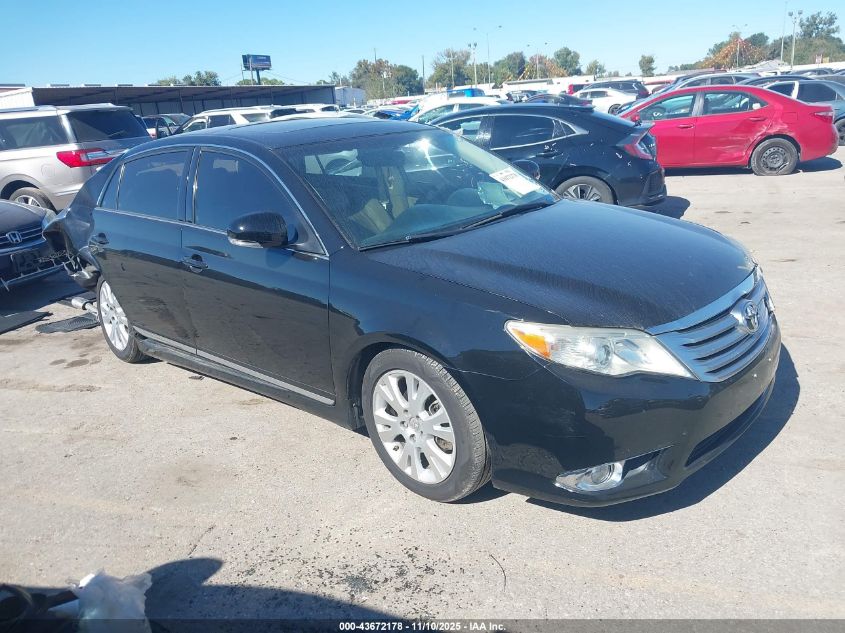 TOYOTA AVALON
