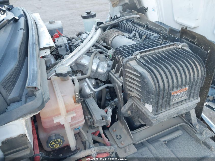 2022 Chevrolet Silverado 4500Hd 1Wt VIN: 1HTKJPVK2NH867694 Lot: 43672193