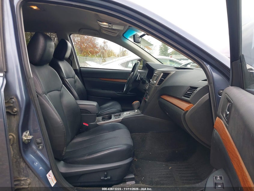 2014 SUBARU OUTBACK 3.6R LIMITED - 4S4BRDKC2E2242390