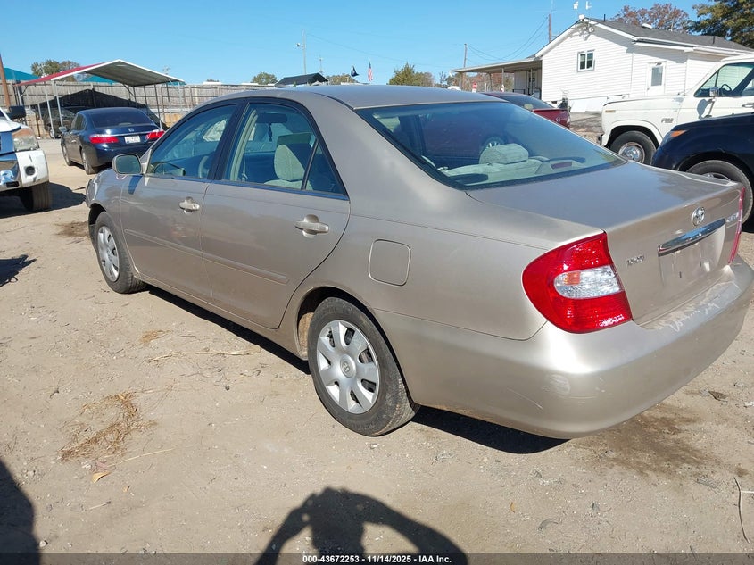 4T1BE32K93U180713 2003 TOYOTA CAMRY photo no. 3