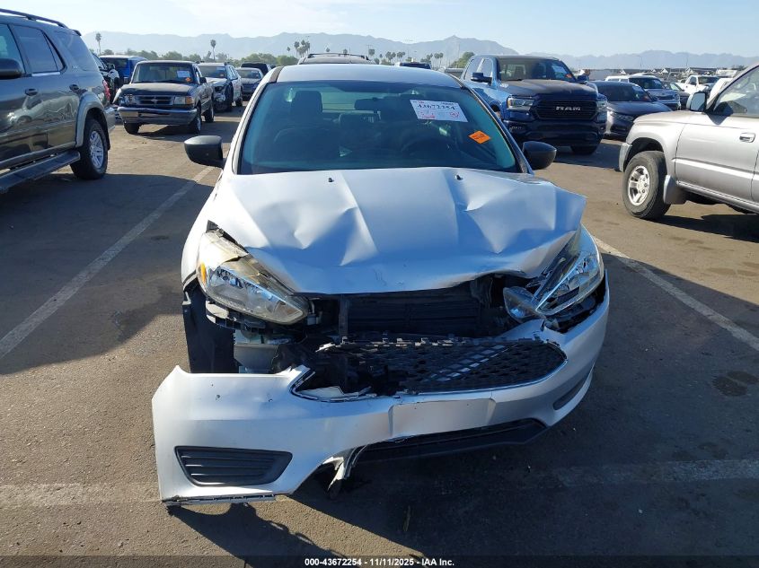 2018 Ford Focus S VIN: 1FADP3E23JL260892 Lot: 43672254