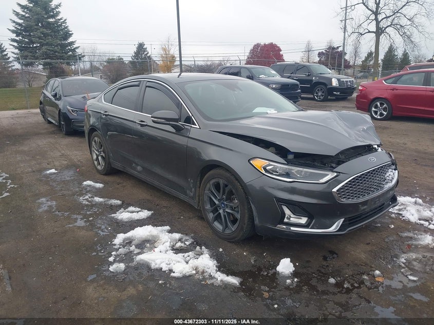 FORD FUSION HYBRID TITANIUM