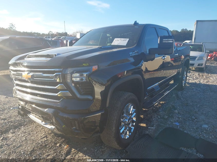 2GC4YREY8R1144104 2024 CHEVROLET SILVERADO photo no. 2