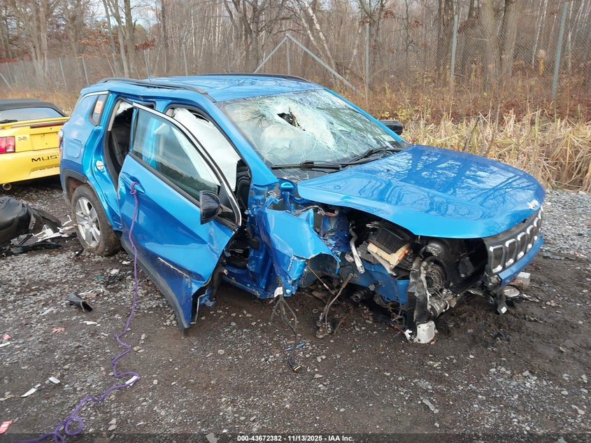 JEEP COMPASS LATITUDE 4X4