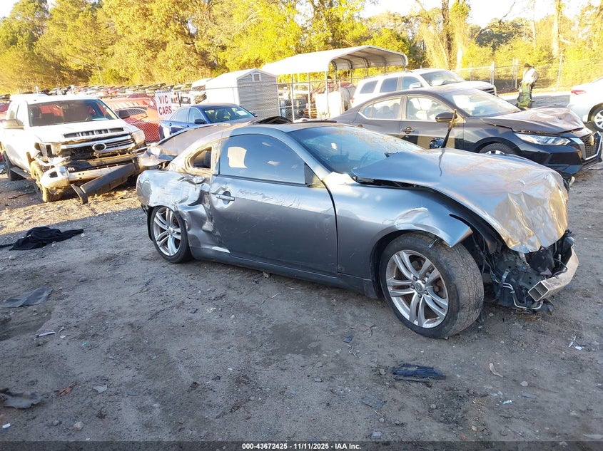 INFINITI G37 JOURNEY