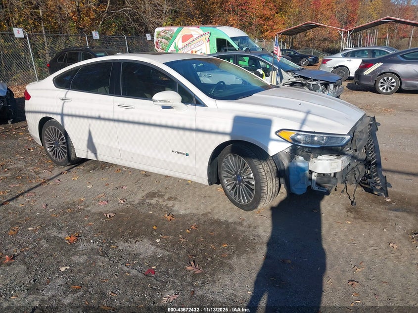 FORD FUSION HYBRID TITANIUM