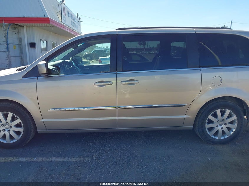 2015 Chrysler Town & Country Touring VIN: 2C4RC1BG0FR538064 Lot: 43672462