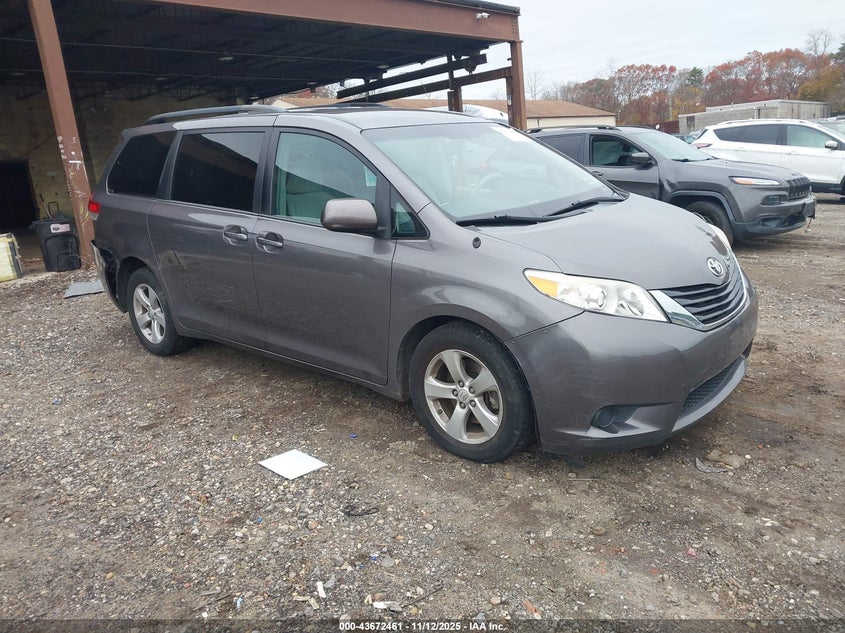 2013 TOYOTA SIENNA LE V6 8 PASSENGER - 5TDKK3DCXDS295975
