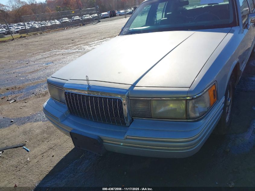 1994 Lincoln Town Car Executive VIN: 1LNLM81W3RY700897 Lot: 43672556