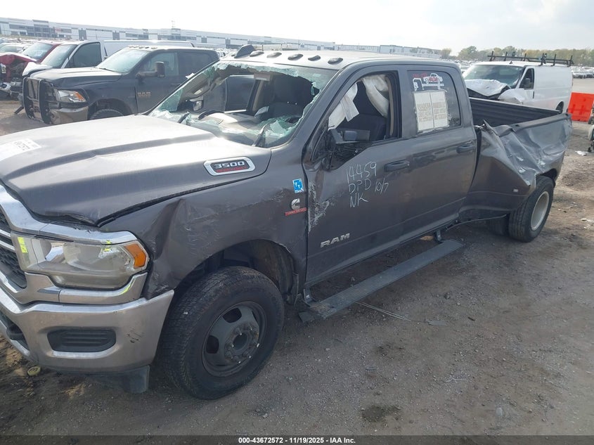 2020 Ram 3500 Tradesman 4X4 8' Box VIN: 3C63RRGL8LG240976 Lot: 43672572