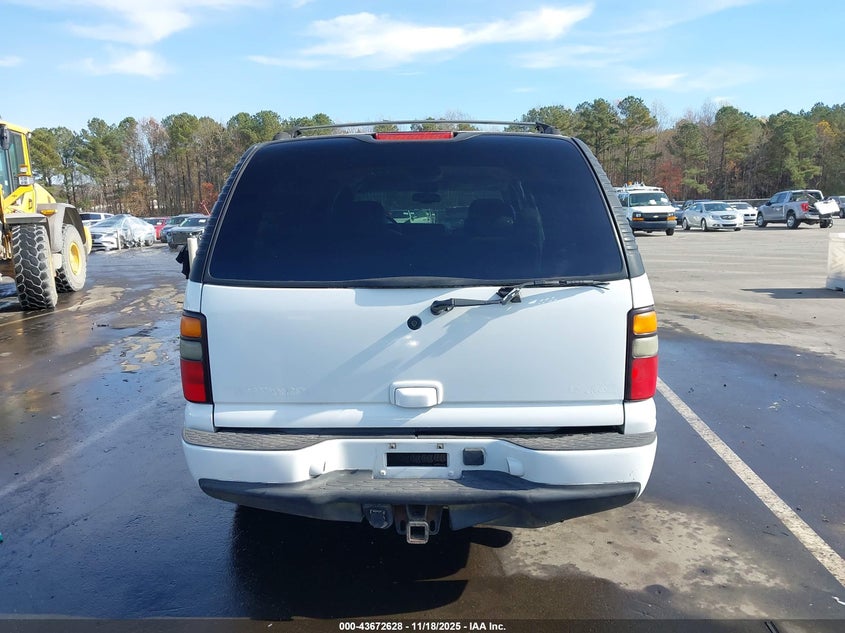 2004 GMC Yukon Xl 1500 Denali VIN: 1GKFK66U84J127911 Lot: 43672628