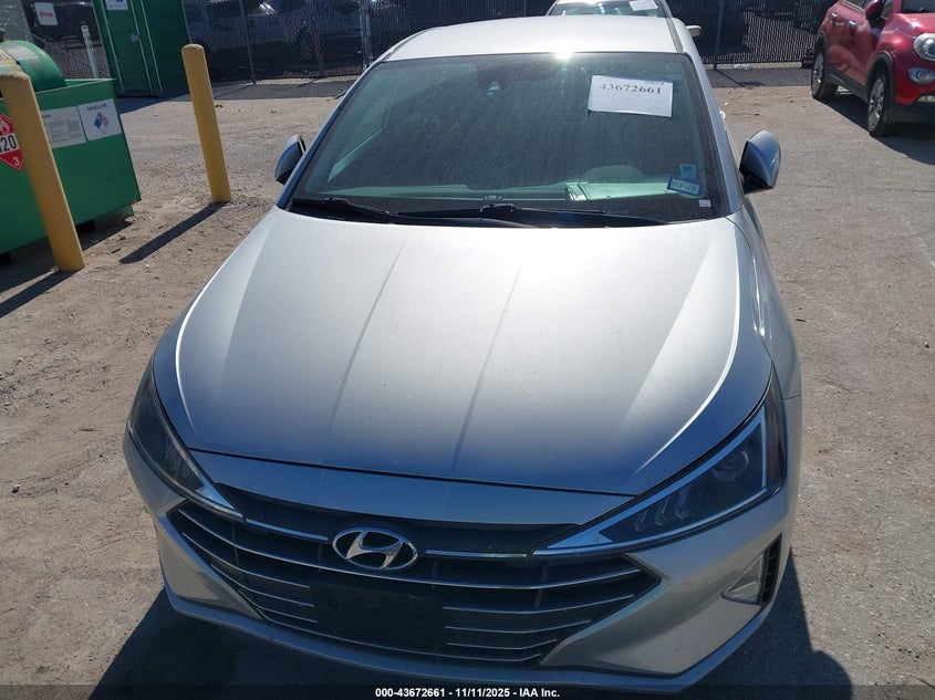 2019 HYUNDAI ELANTRA SEL 5NPD84LF5KH445275