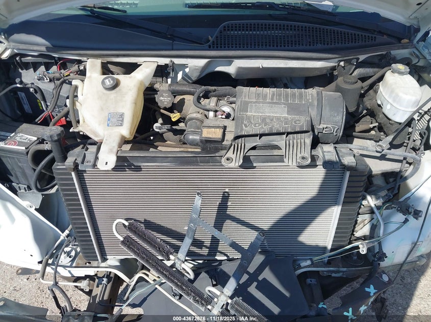 2014 Chevrolet Express Cutaway 4500 VIN: 1GB6G5CG2E1197724 Lot: 43672676