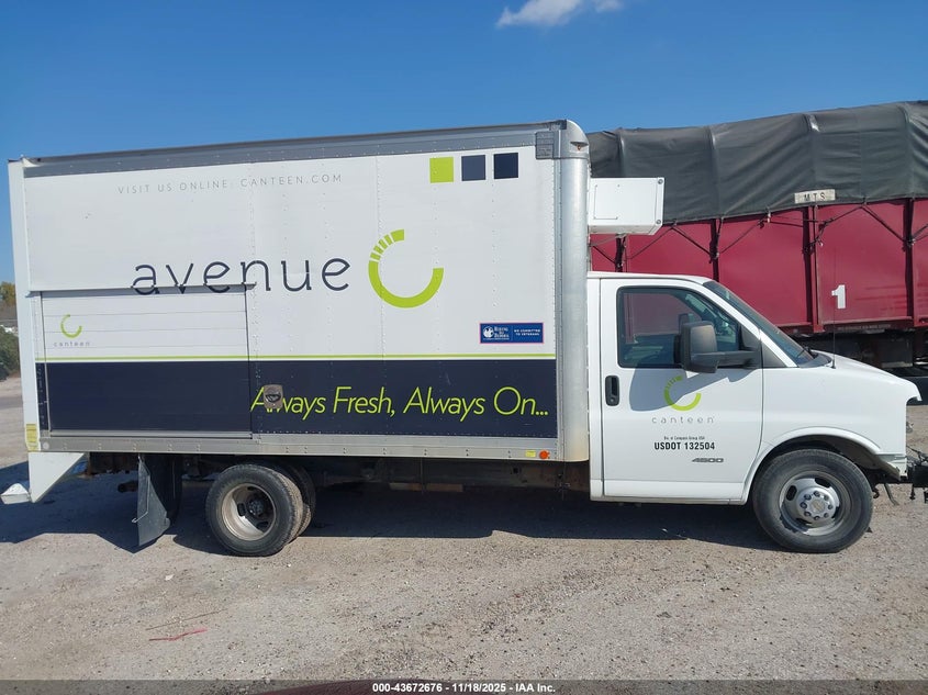 2014 Chevrolet Express Cutaway 4500 VIN: 1GB6G5CG2E1197724 Lot: 43672676