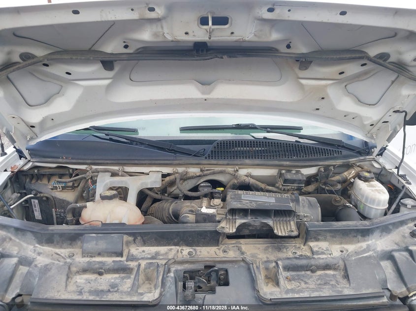 2019 Chevrolet Express 2500 Work Van VIN: 1GCWGAF11K1228565 Lot: 43672680