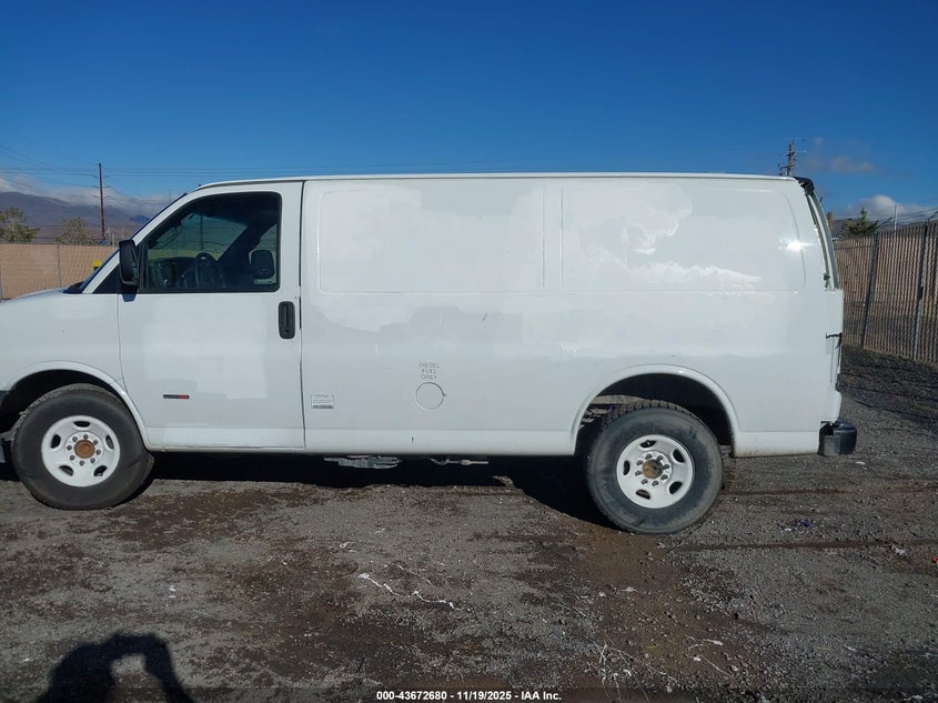 2019 Chevrolet Express 2500 Work Van VIN: 1GCWGAF11K1228565 Lot: 43672680