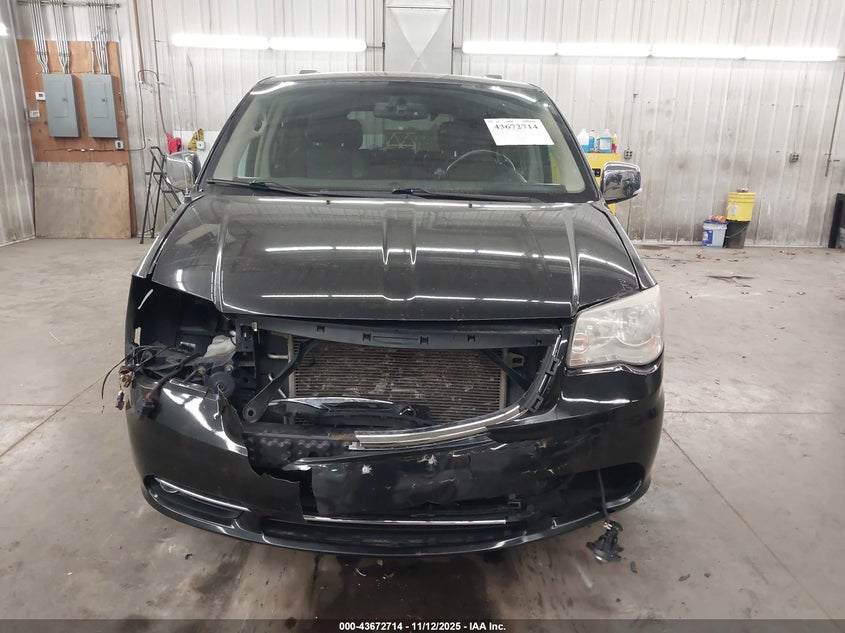 2015 Chrysler Town & Country Touring-L VIN: 2C4RC1CG8FR697235 Lot: 43672714