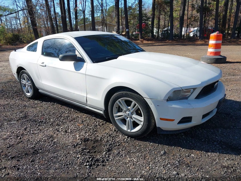 2010 Ford Mustang V6