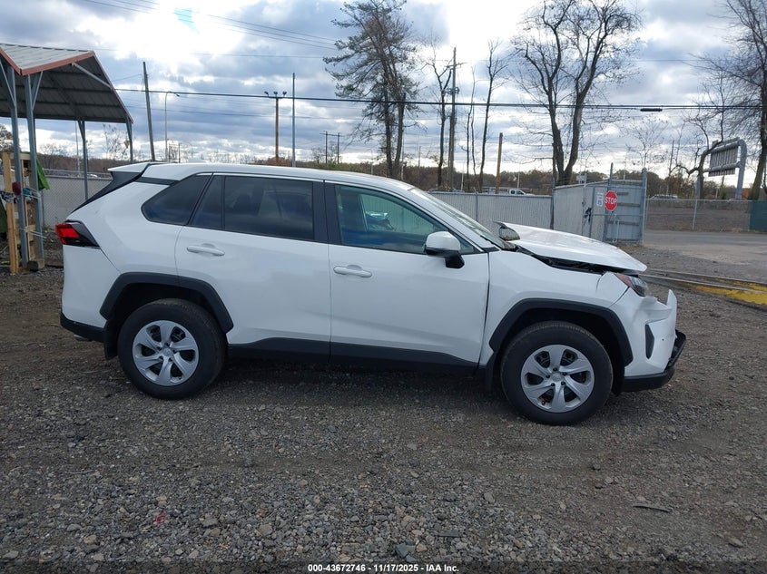 2T3G1RFV3RC455602 2024 TOYOTA RAV 4 photo no. 13