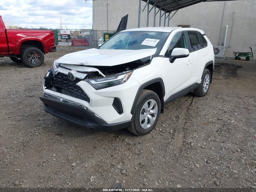 2T3G1RFV3RC455602 2024 TOYOTA RAV 4 photo no. 2